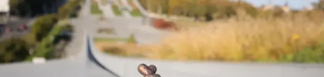 Kolodko Sztálin csizmái miniszobor