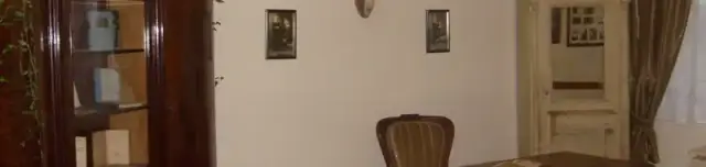 Dinnyés-emlékszoba