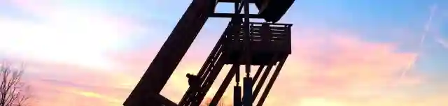 Kilátó és kerékpáros pihenőpont