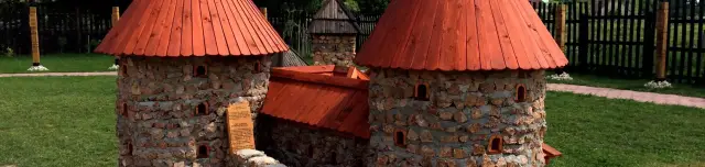 Dinnyési Várpark és Skanzen