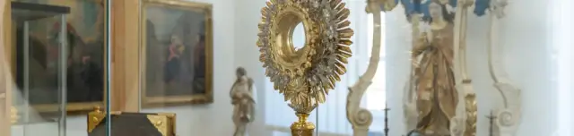 Egyházművészeti Kiállítás és Kincstár