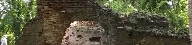 Béndekpusztai templomrom