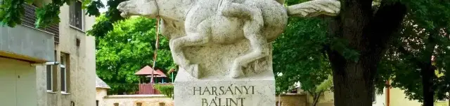 Harsányi Bálint emlékműve