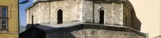 Jakováli Haszan-dzsámi és minaret