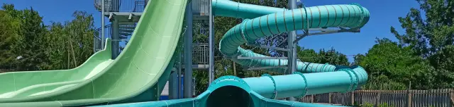 Tölgyes Termálvizű Strandfürdő