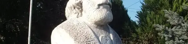 Szent István mellszobor