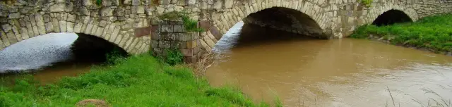 Háromlyukú kőhíd