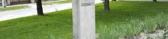 Vörösmarty Mihály szobor
