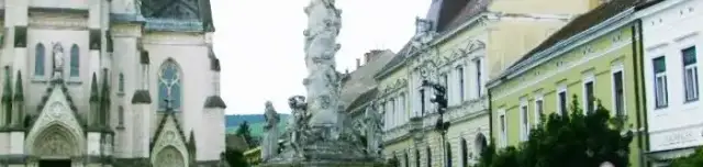 Szentháromság-szobor