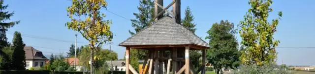 Nagycsömötei fa harangláb