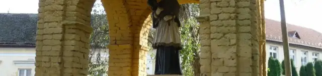 Nepomuki Szent János-szobor