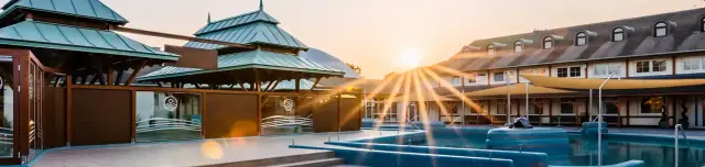 Flexum Termál Gyógyfürdő és Uszoda