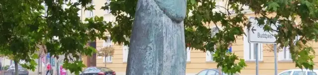 Pásztorlány szobor