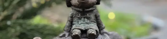 Kolodko Paddington maci miniszobor