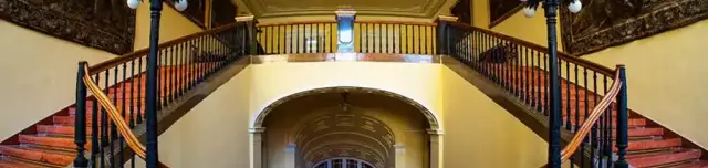 Püspöki Palota és a Titkos átjáró