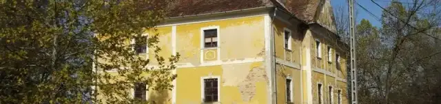 Tauber-kastély és Magtár