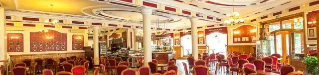 Szent Korona Cukrászda