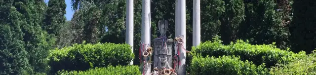 Kölcsey síremléke