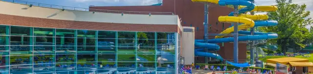 Napfényfürdő Aquapolis