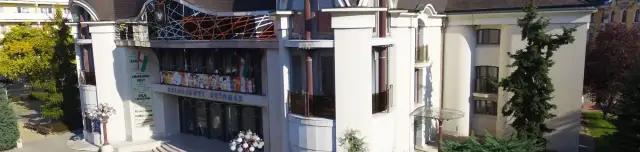 Szigligeti Színház