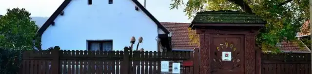 Népművészeti alkotóház