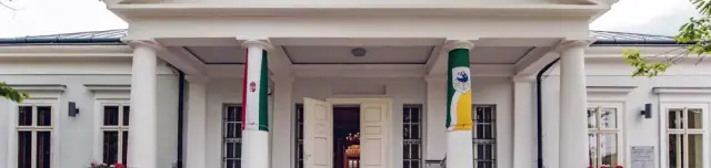 Tolcsvai Szirmay-Waldbott Kastély Látógatóközpont