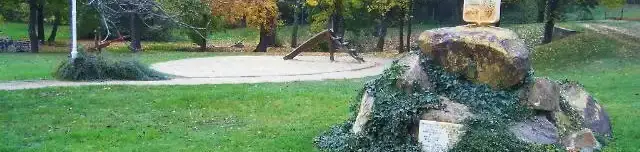 Milleniumi emlékpark és játszótér