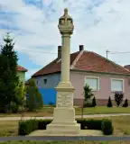 Szentháromság- szobor, Acsalag