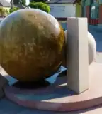 Szökő-és ivókút, Adony