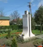 II. világháború emlékműve, Ároktő