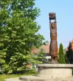 Paraszt lány szobor, Békéssámson