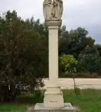 Szent Család-szobor, Bősárkány