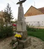 Világháborús emlékmű, Bozzai