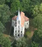 Magyarok Nagyasszonya Templom, Deszk
