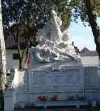 I. és II. világháborús hősi emlékmű, Écs