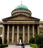 Esztergomi Bazilika és Főszékesegyházi Kincstár, Esztergom