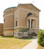 Kerektemplom és Esterházy Mauzóleum, Ganna