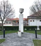 Világháborús emlékmű, Iszkaszentgyörgy