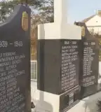 Világháborús emlékmű, Kacorlak