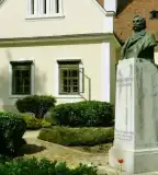 Deák-kúria, Kehidakustány