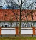 Sauska-kastély, Bár