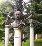 Vörösmarty szoborcsoport, Bonyhád