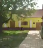 Népi Hagyományőrző és Erdei Iskola, Kisbajom