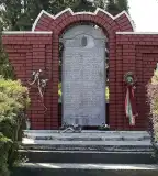 Világháborús emlékmű, Kisbárapáti