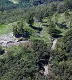 Pusztavár romja, Komlóska