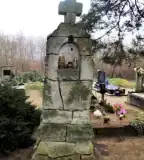 Monyhai-temető kálvária kövekkel, Lácacséke