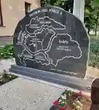 Trianoni emlékmű, Madocsa