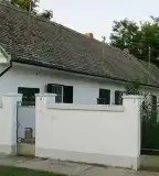 Burghardt-Ház, Majs