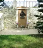 Szeleczky Zita emlékmű, Nekézseny