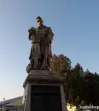 Hősök emlékműve, Onga